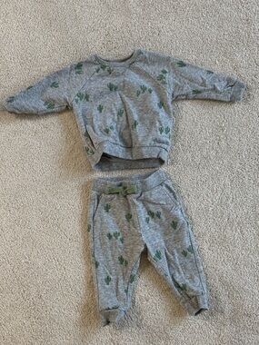 miles the label. Baby Sweatsuit- Gray with Green Cactus 6 Months
